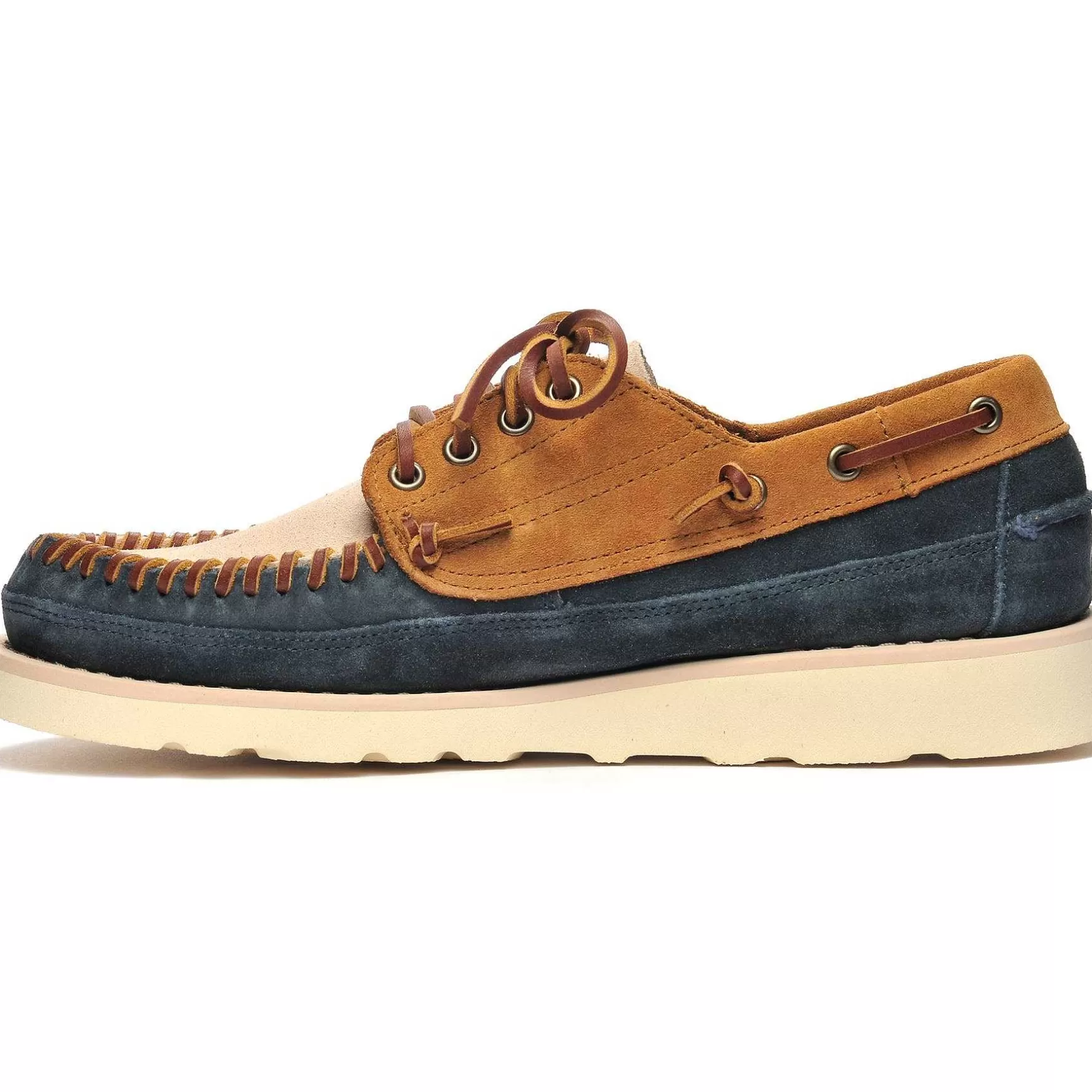 Sebago Cayuga Store